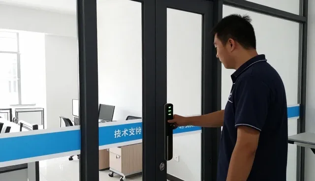 北京雅各方舟自动门科技有限公司分享技术服务发展新观点